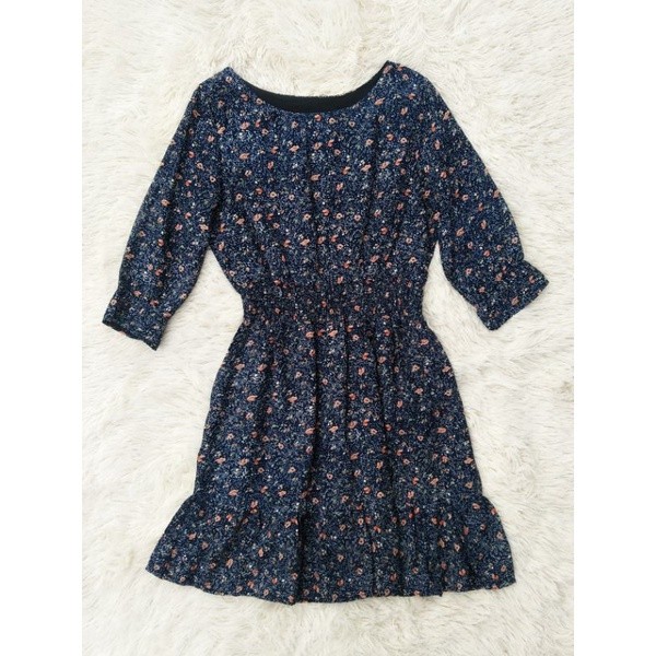 ND547🔥ส่งฟรี🔥 มือ 2 เดรสผู้หญิงน่ารักๆ สไตล์เกาหลี สีกรมลายดอกเอวสม๊อก แต่งระบาย น่ารักมากคะ