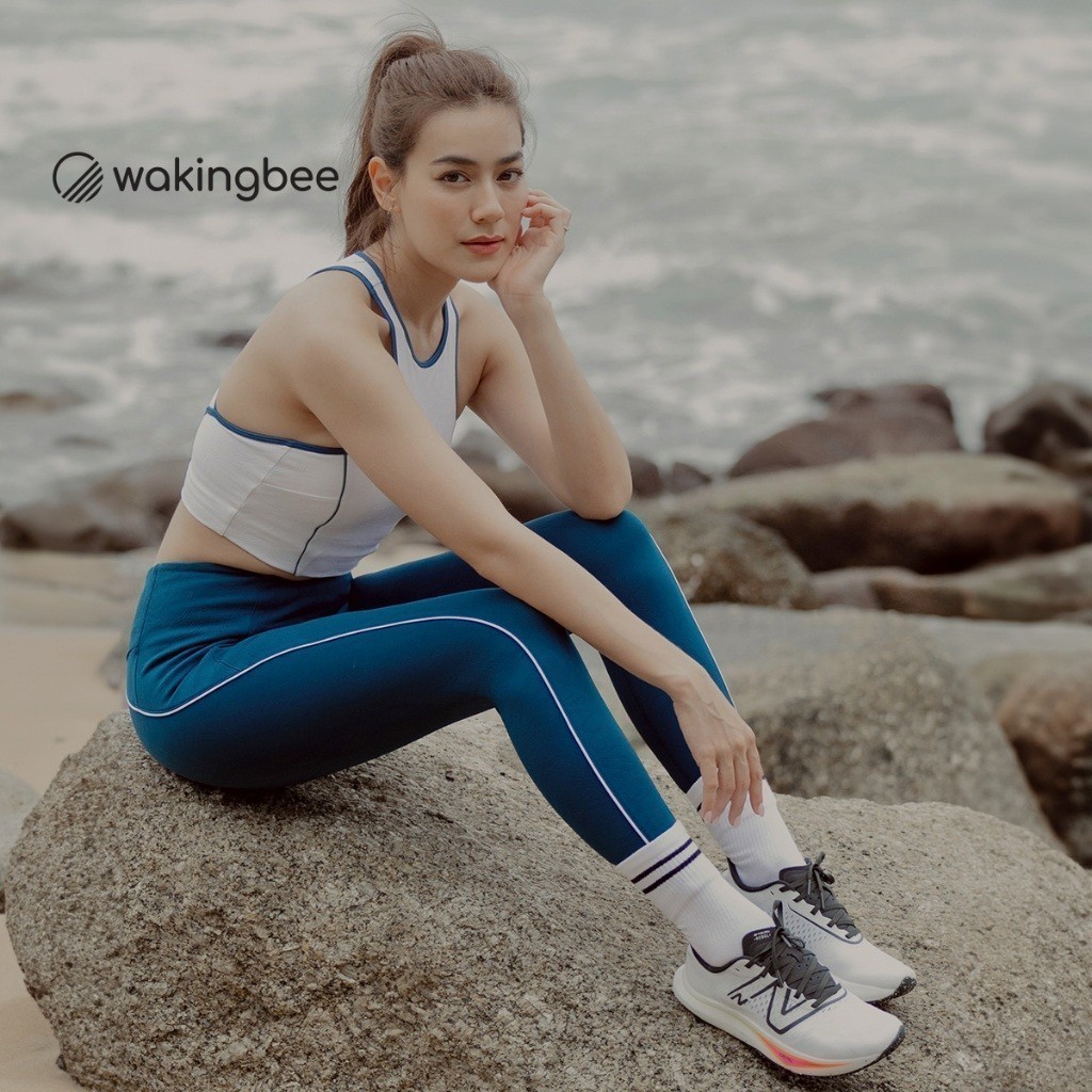Wakingbee by Mark Kim Curved Tights (Navy) เลกกิ้งออกกำลังกาย ตัดต่อเส้นโค้งพรางหุ่น ผ้าแห้งไว กันยูวี กระชับ เก็บทรง