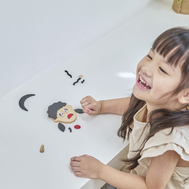 PlanToys لعبة تركيب الوجوه الصغيرة 4136 — صورة 4
