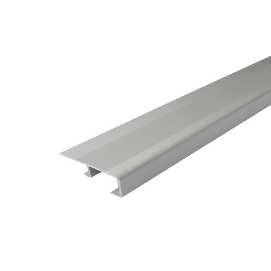 จมูกบันไดอะลูมิเนียม KASSA รุ่น K-NA381200 ขนาด 3.8 x 120 ซม. สีอะลูมิเนียม