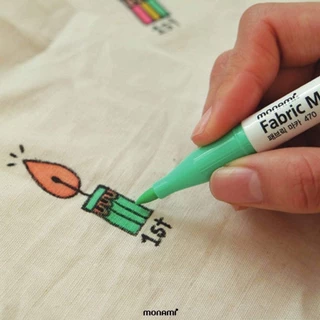 ปากกาเพ้นท์ผ้า ปากกาเขียนผ้า ชนิดติดถาวร ซักไม่ออก Monami Fabric Marker 470 มาร์คเกอร์เขียนผ้า (แบบเซ็ต)