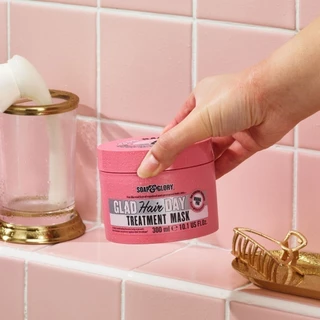 Soap & Glory Glad Hair Day Treatment Mask 300Ml โซพ แอนด์ กลอรี่ แกลด แฮร์ เดย์ ทรีทเมนท์ มาส์ก 300มล.