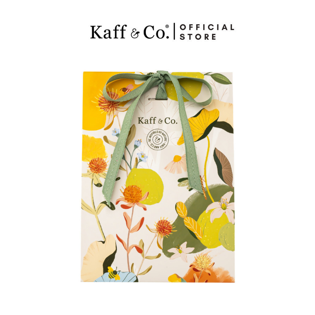 Kaff & Co. ถุงของขวัญ พร้อมการ์ดอวยพร (ไม่รวมผลิตภัณฑ์) สามารถใส่ผลิตภัณฑ์ได้ 2 ชิ้น