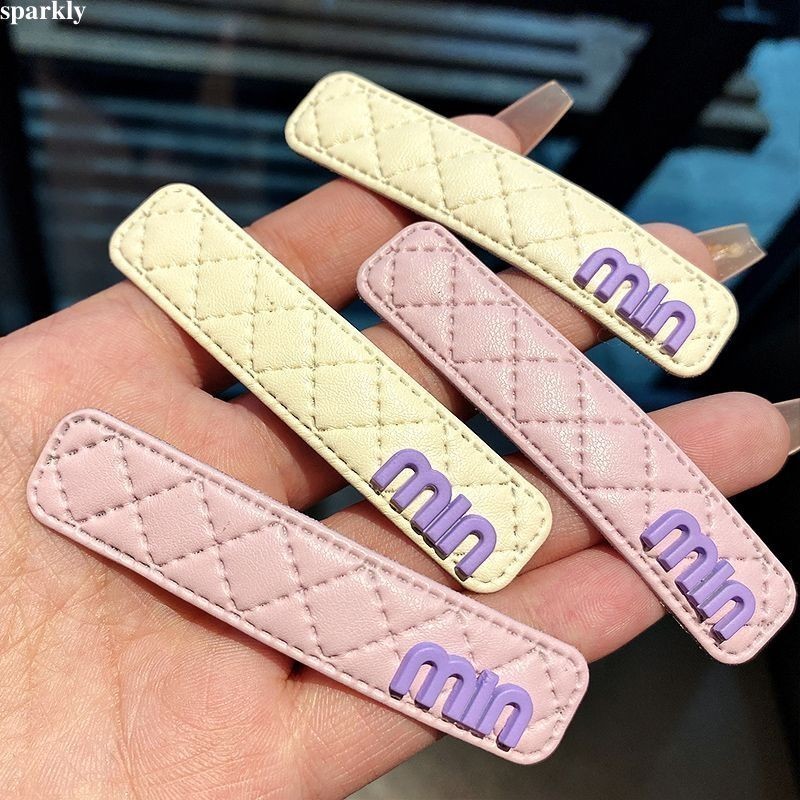 sparklySummer Small Fragrance Style Letter Hair Clip เลียนแบบหนัง Bangs Clip กิ๊บติดผมสีเบจสีม่วง