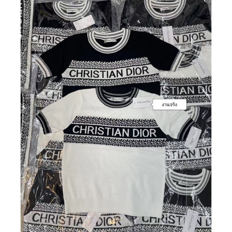 GN พร้อมส่ง เสื้อไหมพรมแขนสั้นปักโลโก้แบรนด์รุ่นใหม่ล่าสุดสวยหรูดูดีสุดๆไหมพรมเกรดคุณภาพใส่สบายยืดหยุ่นได้เยอะงานติดป้าย