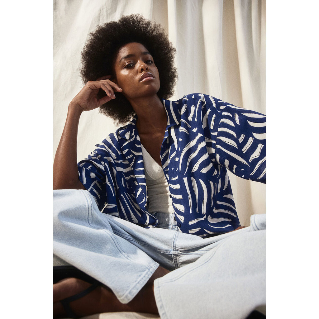 H&M Woman Oversized resort shirt 1066926_3