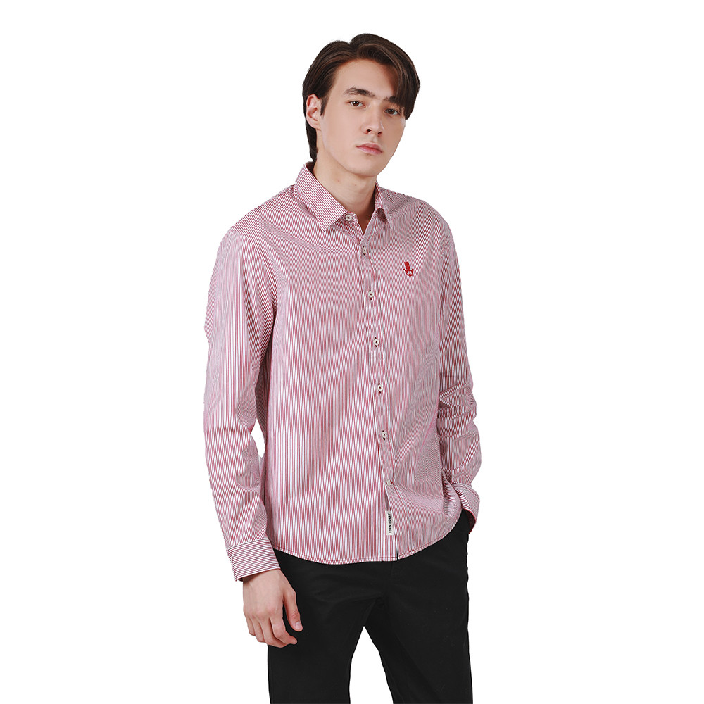 John Henry เสื้อเชิ้ตผู้ชายแขนยาว ทรงปกติ รุ่น JH F624MSLRG45 - สีแดง
