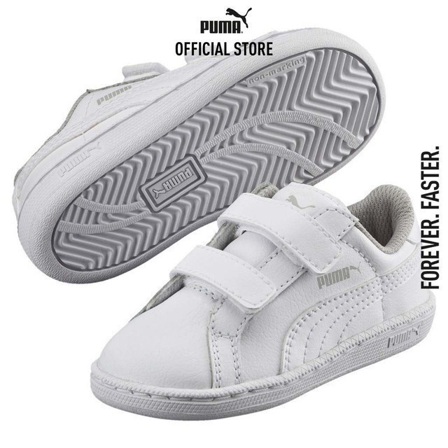 PUMA KIDS - รองเท้ากีฬาเด็ก Smash Leather V PS สีขาว - 36159104