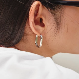 Valichain - Virginia Oval Hoop Earring (White Gold)