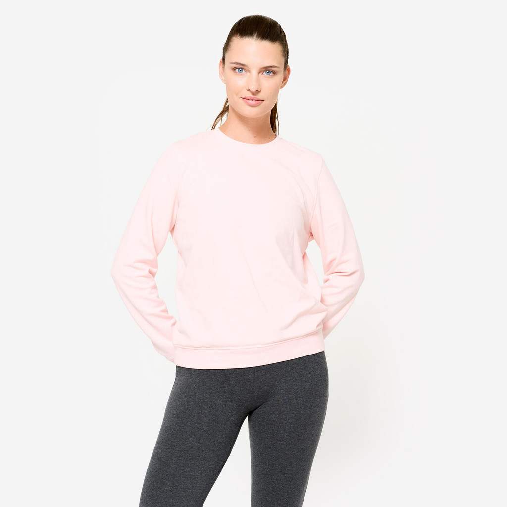 DOMYOS - เสื้อสวมหัวคอกลมสำหรับผู้หญิงใส่ฝึกซ้อมกีฬา (สีชมพูอ่อน) - Women's Crew Neck Training Sweat