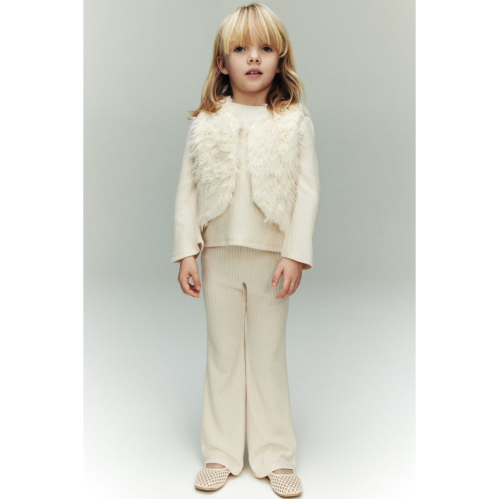 H&M(เอชแอนด์เอ็ม) เสื้อกั๊กฟูฟ่อง เด็กผู้หญิง 1270500_1