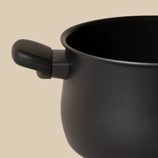MEYER MIDNIGHT หม้อต้ม 2 หู hard-anodize ขนาด 20 ซม./3.8 ลิตร พร้อมฝา Stockpot (85096-TE12)
