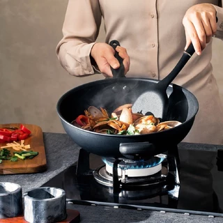 MEYER MIDNIGHT กระทะผัดทรงลึก hard-anodize ขนาด 30 ซม. Stirfry (85079-TE12)