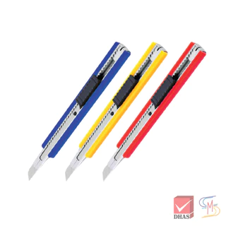 Elephant ตราช้าง คัตเตอร์ รุ่น P-902 9 มม. คละสี จำนวน 1 อัน