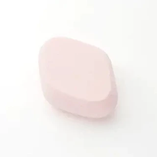 Rosy Rosa Chiffon Touch Sponge Diamond Shape พัฟฟองน้ำเนื้อชิฟฟ่อนนุ่มฟู