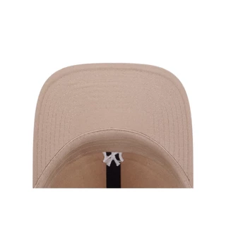 NEW ERA หมวก รุ่น CASUAL CLASSIC ESSENTIAL NEW YORK YANKEES CAMEL 13529205