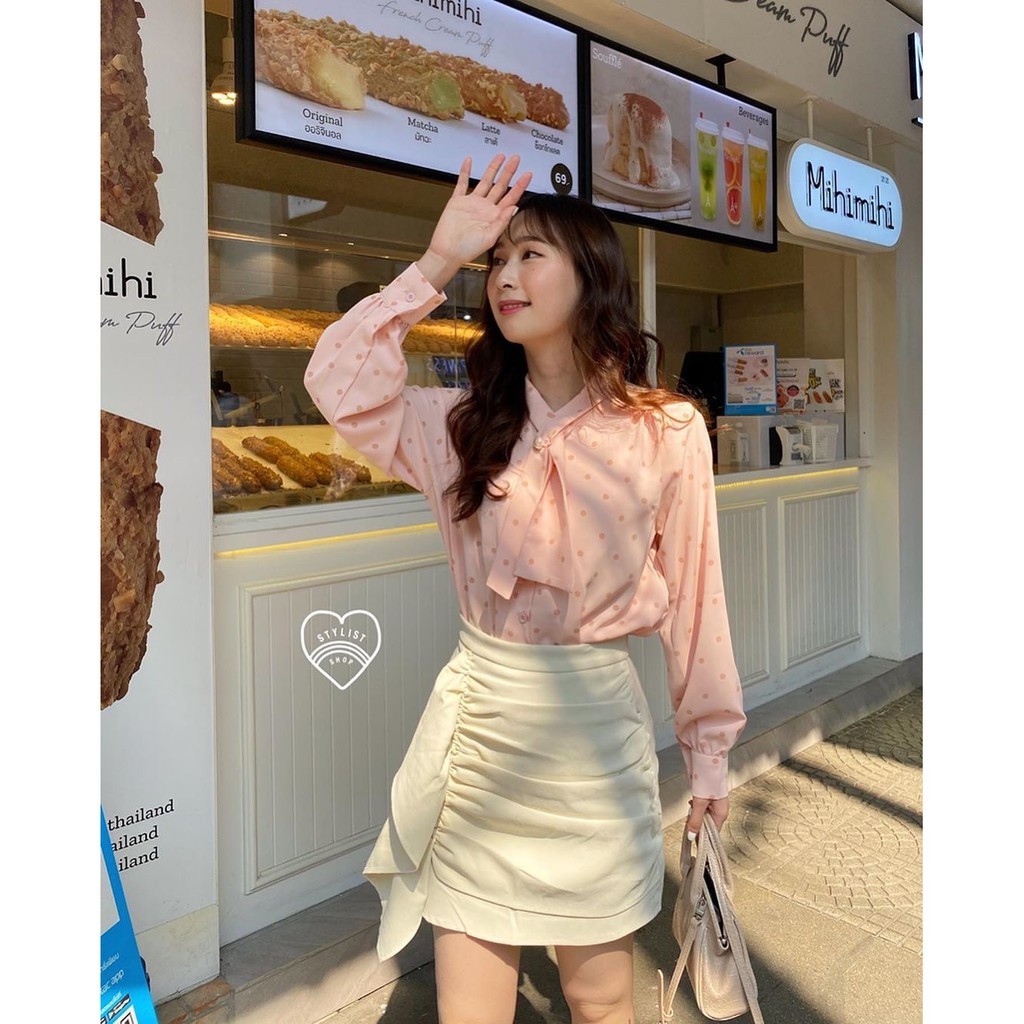 stylist_shop | top272 เสื้อคุณหนูมาผ้าลายน้องดอท🧸🌸 ช่วงคอมีสายกระดุมมุกสวยหรูดูแพง (TGIF BEST SELLER