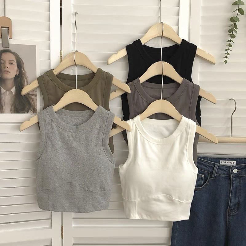 เสื้อกั๊กแขนกุด สไตล์ใหม่สวมใส่กับชั้นบนเบสเลเยอร์ มาพร้อมแผ่นรองหน้าอก
