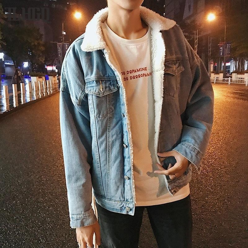 TLHGQ ชุดคู่ผ้าขนสัตว์เนื้อแกะผู้ชาย แจ็คเก็ตยีนส์ เสื้อโค้ทผ้าฝ้ายที่อบอุ่น แจ็คเก็ตขนาดบวก