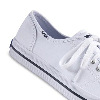 KEDS รองเท้าผ้าใบ แบบผูกเชือก รุ่น KICKSTART SEASONAL SOLIDS สีขาว ( WF54682 )