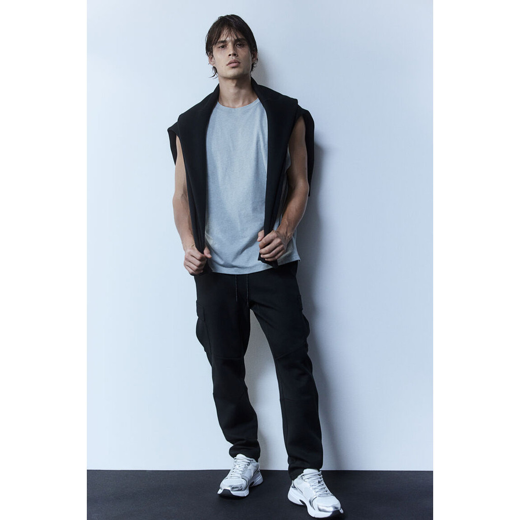 H&M Man Sports cargo joggers 1241944_1
