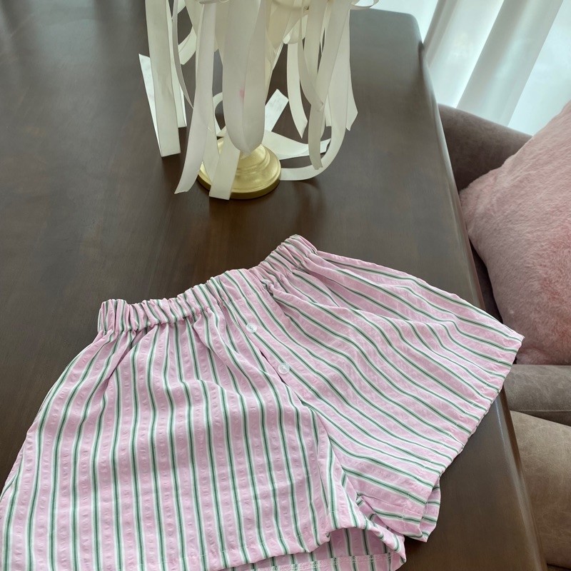 Sunny stripes กางเกงขาสั้นลายทาง มีกระเป๋าข้าง น่ารัก เอวยางยืด