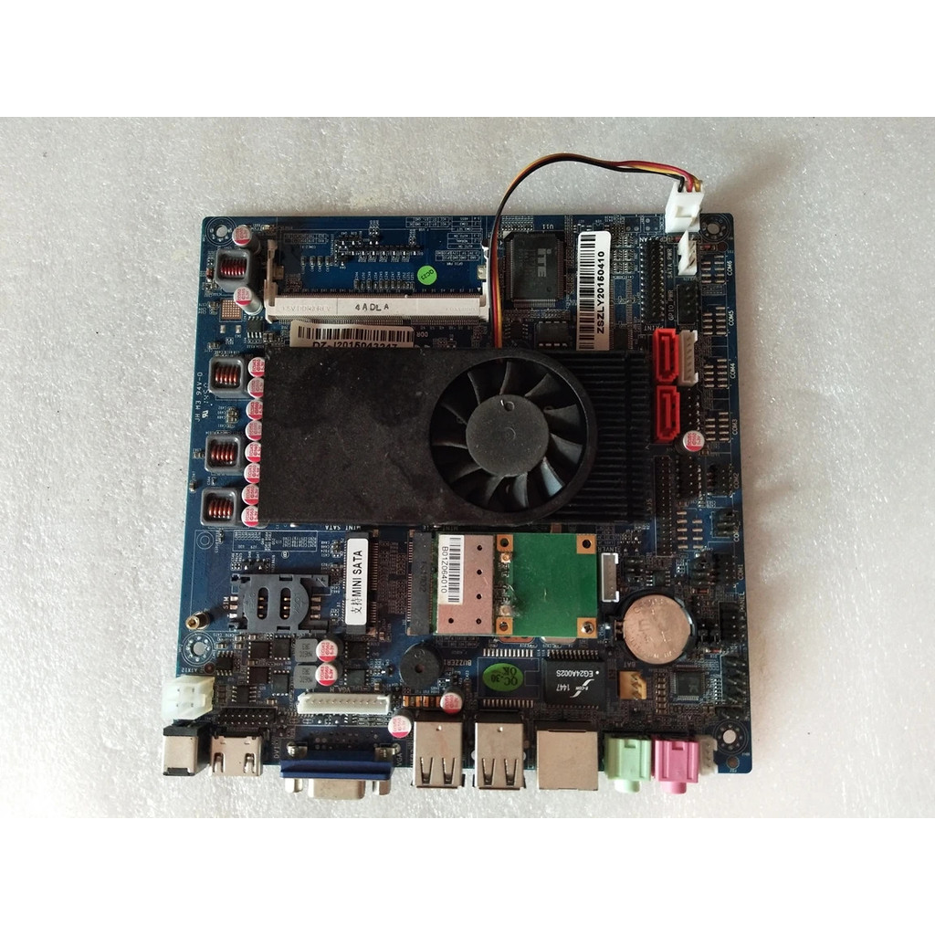 แผงควบคุมอุตสาหกรรม ITX-1037T-2U2C