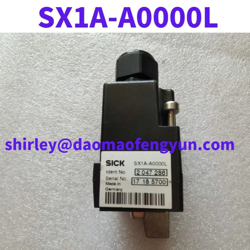 Used System plug SX1A-A0000L