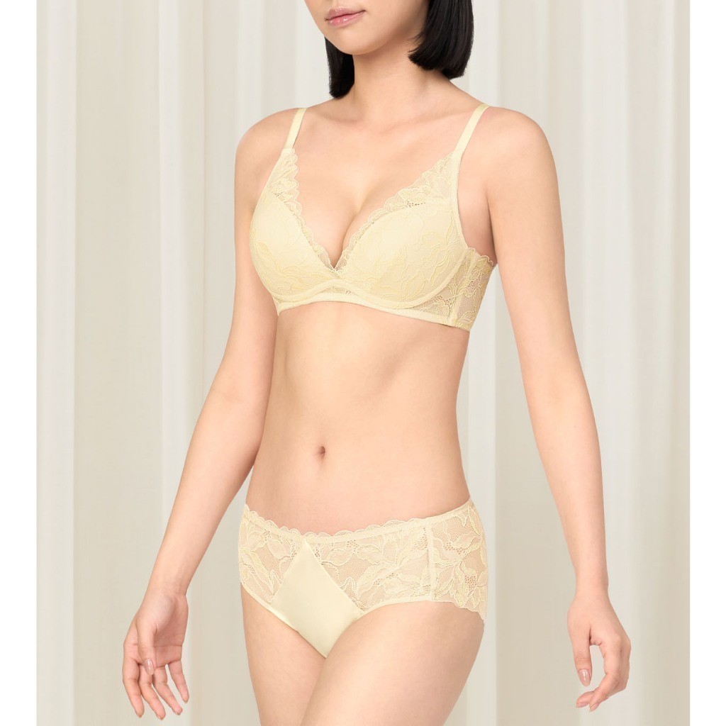 Triumph เสื้อชั้นในไม่มีโครง 10218433 Magnolia Lace HU DV 02-R สีเหลืองอ่อน 0038 — صورة 5