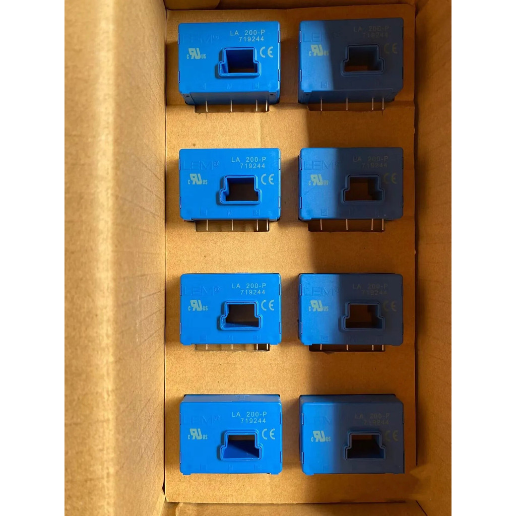 1 ชิ้น เซ็นเซอร์กระแส LA200-P ฮอลล์ 200A AC/DC LA 200-P