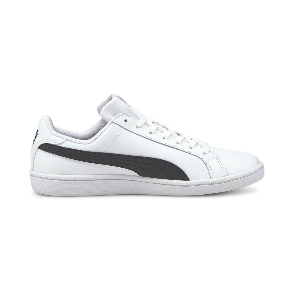 PUMA SPORT CLASSICS - รองเท้ากีฬา Smash Leather สีขาว  - 35672211