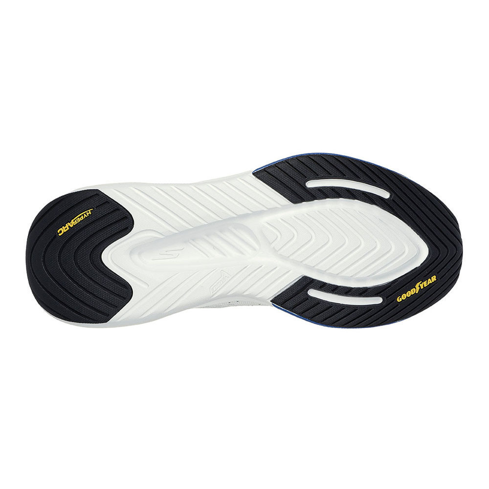 Skechers สเก็ตเชอร์ส รองเท้าผู้ชาย Men GOwalk Max Walker GOwalk Shoes - 216579-WTBK - Air-Cooled Goga Mat