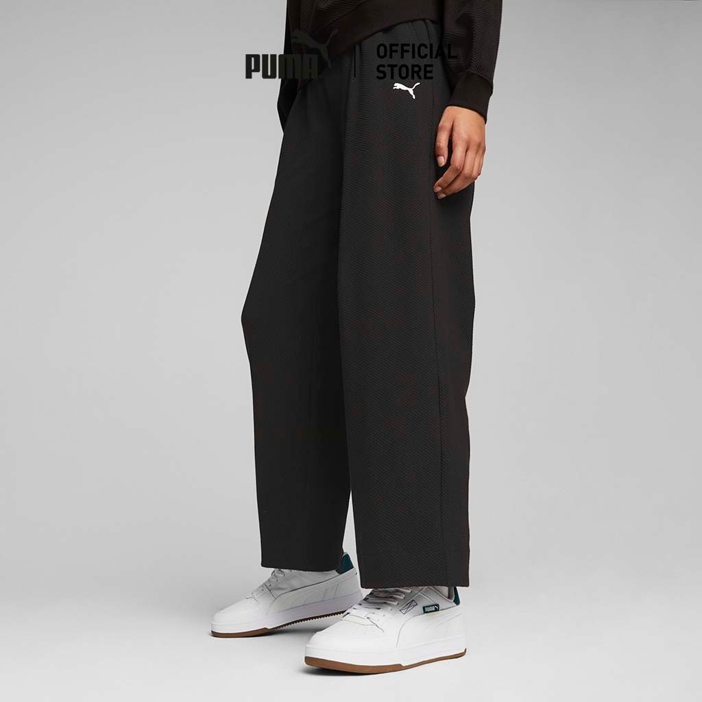 PUMA BASICS - กางเกงผู้หญิงขาตรง HER สีดำ  67600701