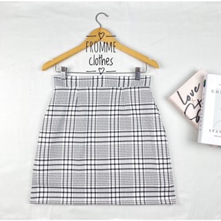 🌨กระโปรงทรงเอผ้าชาแนลสีขาวทอลายดำ(XS-5XL)