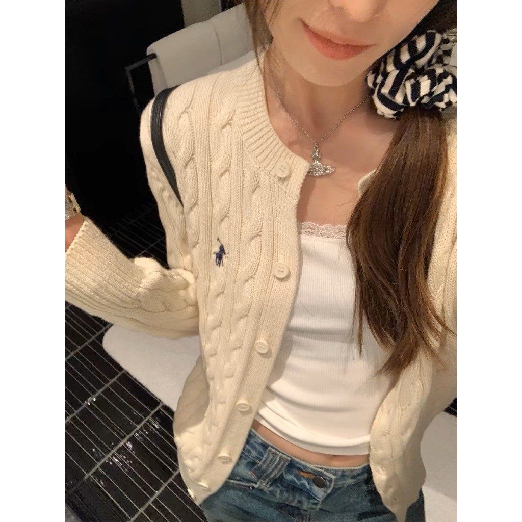 Alika ผู้หญิงวินเทจเงินเก่าสไตล์เย็บปักถักร้อยโลโก้รอบคอแป้งทอดบิดถักคาร์ดิแกน