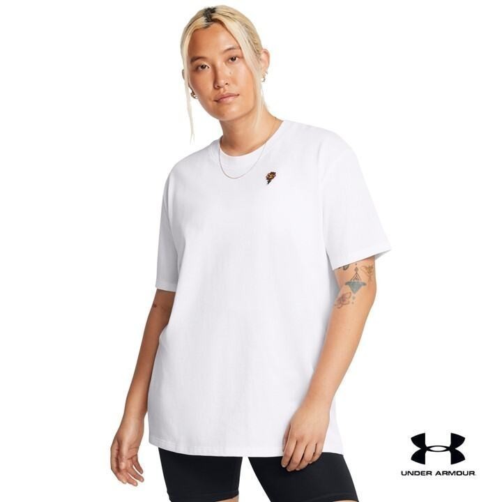 Under Armour เสื้อแขนสั้น UA Heavyweight Oversized Flower Embroidered สำหรับผู้หญิง
