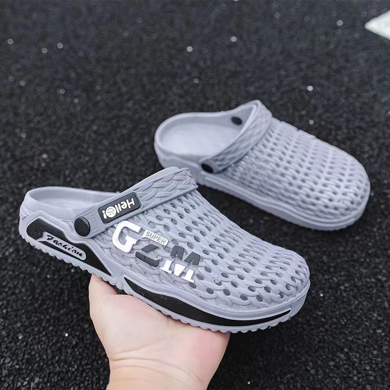 Man.shop  มาใหม่  รองเท้าแตะแฟชั่นแบบสวมมีสายรัดส้น วัสดุเป็นยางคุณภาพดี ใส่แล้วไม่กัดเท้า มาพร้อม3สีให้เลือก ราคาถูก ไ