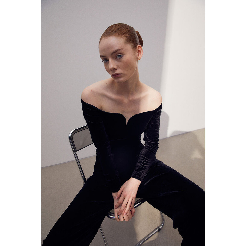 H&M Woman Velour off-the-shoulder top 1210263_1
