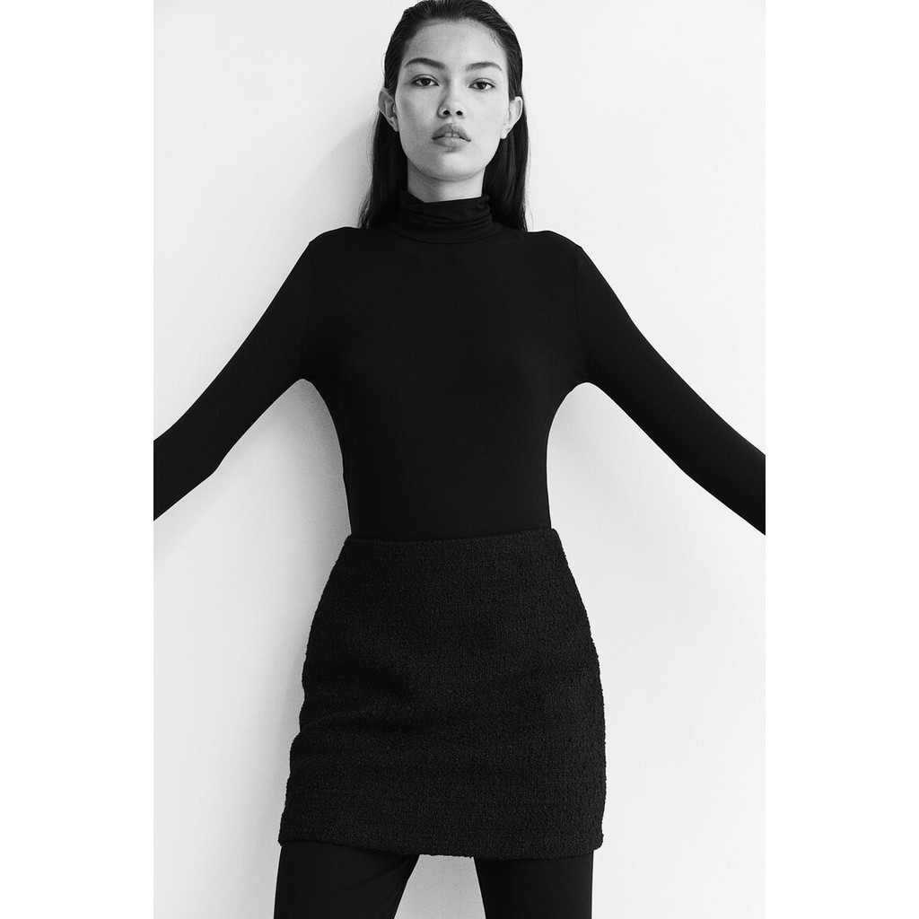 H&M(เอชแอนด์เอ็ม) กระโปรงสั้น (Mini skirt) ผู้หญิง 1245508_1