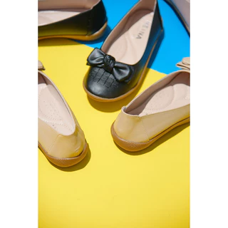 รองเท้าเเฟชั่นผู้หญิงเเบบ Slip on No. 216-32 NE&NA Collection Shoes