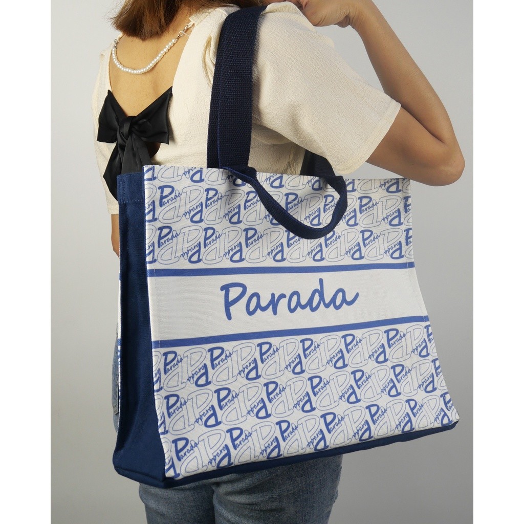 Parada กระเป๋า ผ้าแคนวาส สกรีนParada ด้านในมีช่องใส่ของ รับน้ำหนักได้เยอะ มีสแนปติดตรงกลาง รุ่น CV9924F