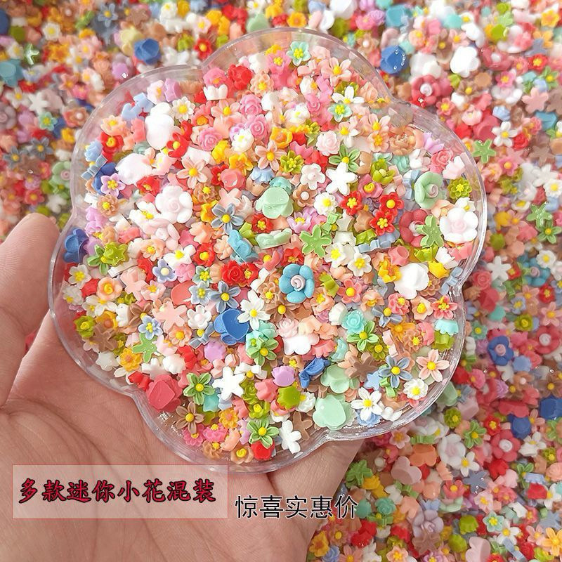 อะไหล่ติดเล็บดอกไม้คละรวม ประมาณ100ชิ้น ราคา27บาท สินค้าพร้อมส่งในไทย