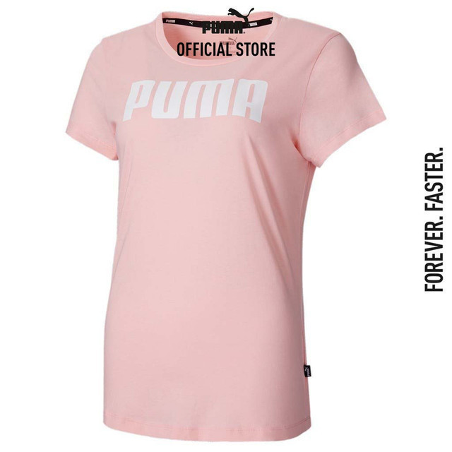 PUMA BASICS - เสื้อยืดผู้หญิง Essentials สีชมพู - 84719515