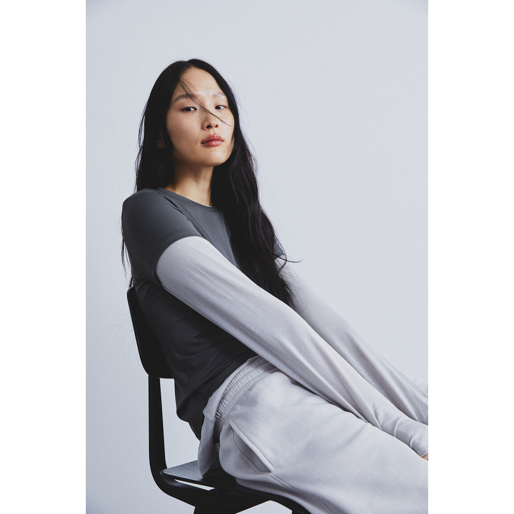 H&M Woman Fitted microfibre T-shirt 1142908_4