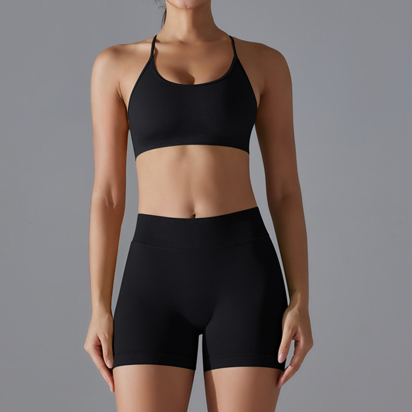 Yoga Sports Set Seamless Knitted Cross Back Sports Bra And High Waist Pleats Hip Sports Shorts — صورة 7