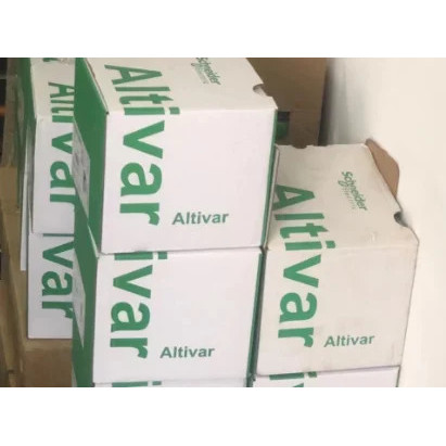 ✦ ขายเฉพาะ TM221CE40T TM200CE24R ดั้งเดิมใหม่เอี่ยม TM200CE40R TM200CE40T TM221CE40R