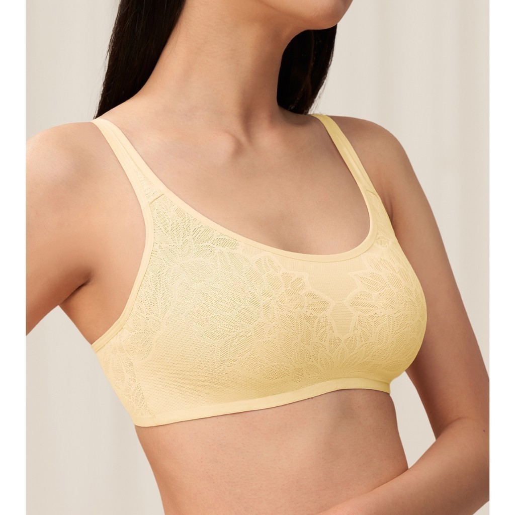 Triumph เสื้อชั้นในไม่มีโครงเต็มทรง รุ่น Fit Smart P 02 รหัส 10210400 สีเหลือง 00AW — صورة 4