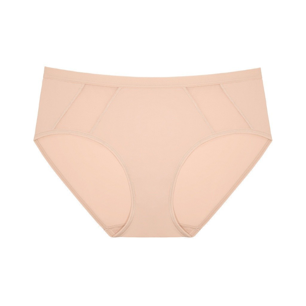 Triumph กางเกงชั้นในรูปแบบฮิปสเตอร์ รุ่น Invisible Inside-Out Hipster รหัส 10210459 สีเนื้อ 6133