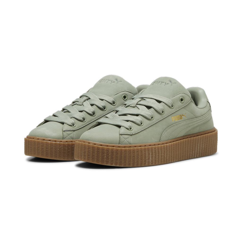PUMA PRIME/SELECT - รองเท้าผ้าใบ FENTY x PUMA Creeper Phatty Earth Tone Unisex สีเขียว - 39681302