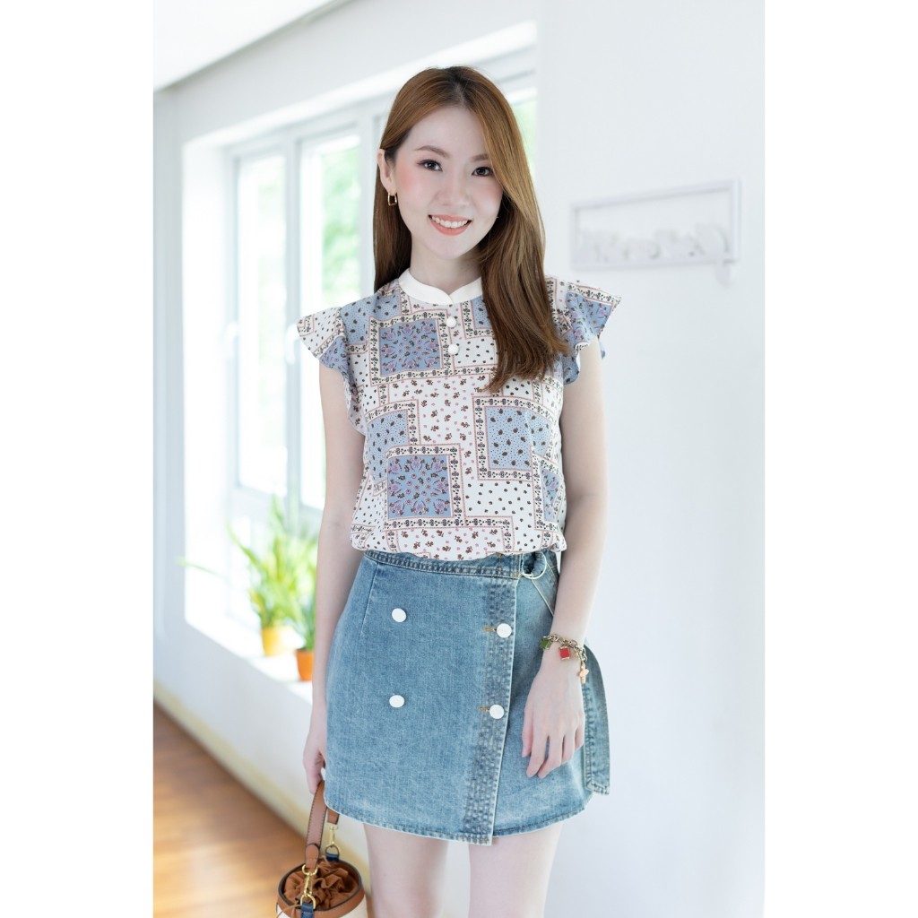 Narinari : MT3911 Overlap Collar Frill Sleeve Blouse  เสื้อแขนกุด แต่งระบายแขน ราคา ถูกที่สุด ดีลบีเคเค แกลเลอรีภาพที่ 2